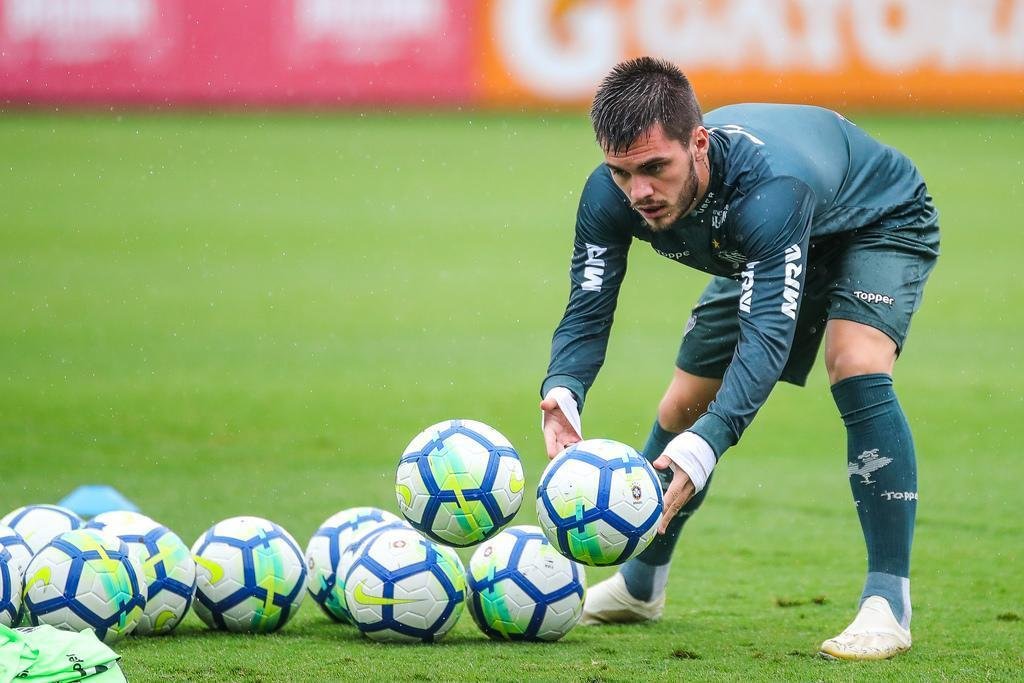 Levir comanda treino ttico na Cidade do Galo; veja fotos