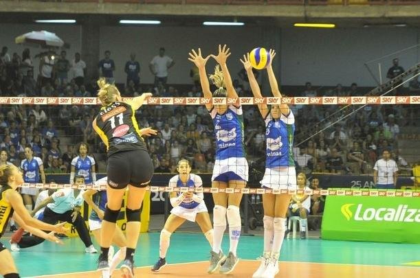 Minas x Praia: veja fotos da primeira partida da final