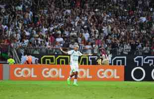 Deyverson provocou a torcida do Atltico, discutiu, marcou gol anulado e foi vaiado no Mineiro, em Belo Horizonte, no duelo entre Galo e Cuiab. 