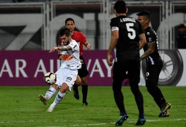 Fotos do segundo tempo de Zamora x Atltico, em Barinas, pela Copa Libertadores