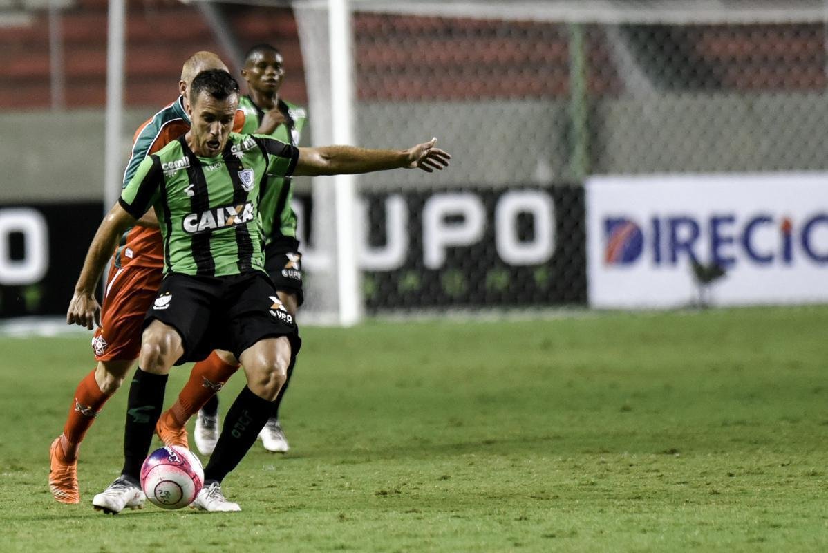 América venceu o Boa Esporte por 1 a 0, com gol de Rafael Moura