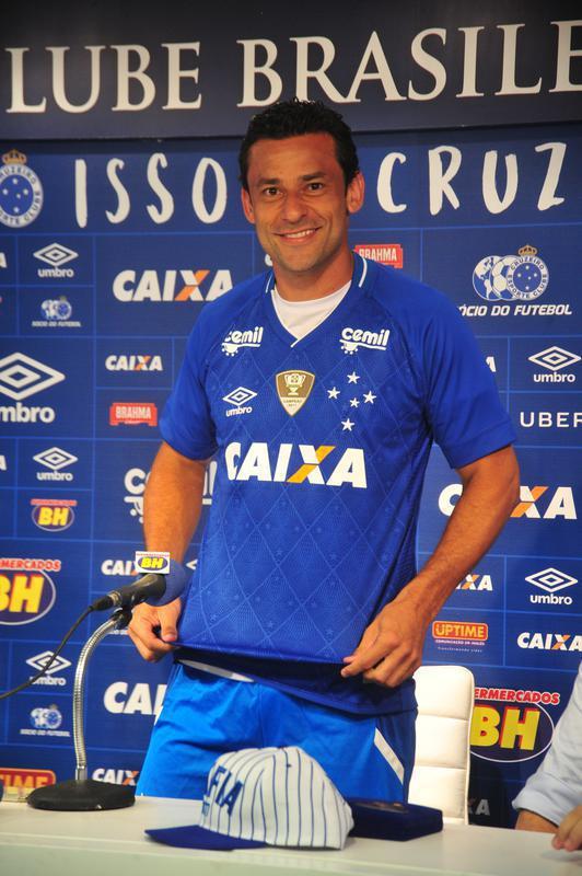 Dono de timos nmeros em sua primeira passagem pelo Cruzeiro - 56 gols em 71 jogos -, Fred foi contratado em dezembro de 2017, aps rescindir com o Atltico. Em 2018, o jogador sofreu grave leso no joelho direito que o fez perder grande parte da temporada. Em 2019, comeou bem o ano ao ser artilheiro do Mineiro, com 12 gols, porm caiu de produtividade no Brasileiro e amargou o rebaixamento  Srie B. Em 2020, o centroavante ajuizou ao contra o clube cobrando mais de R$ 90 milhes entre salrios, verbas trabalhistas e premiaes em atraso, bem como uma clusula compensatria de R$ 50 milhes prevista em contrato.