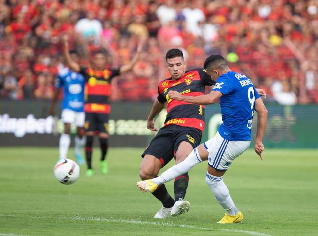 Cruzeiro foi batido pelo Sport por 3 a 1 na Ilha do Retiro pela Série B