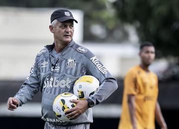 Com o ex-técnico do América, Peixe soma quatro partidas, das quais venceu duas, empatou duas e perdeu uma, gerando um aproveitamento de 66,6%