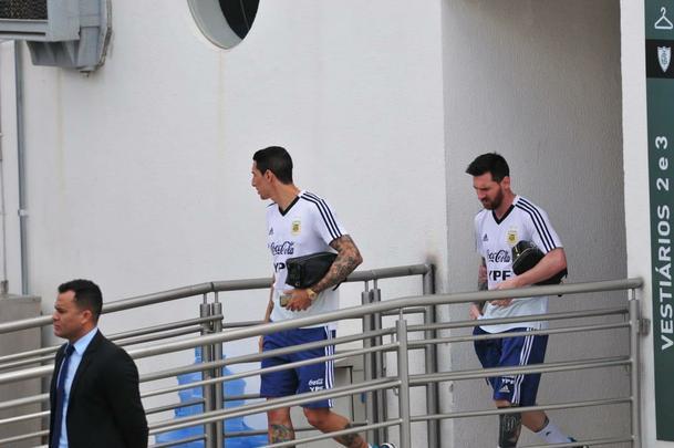 Jogadores deixam Independência após treino