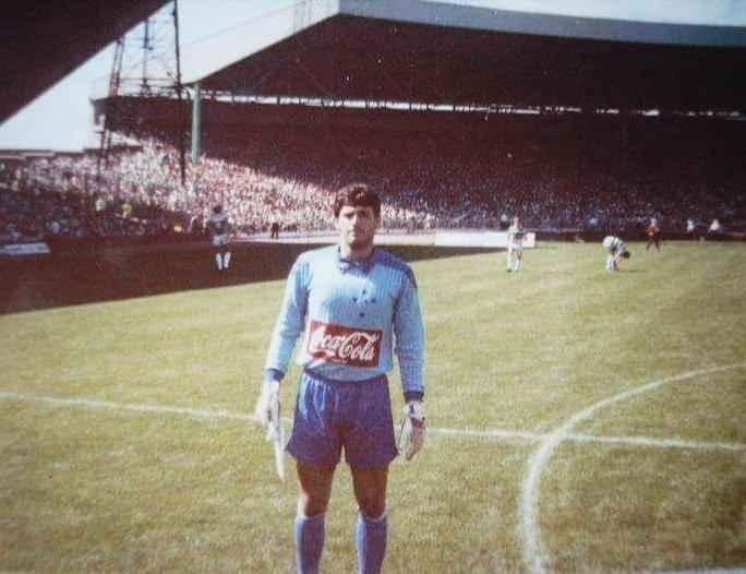 Celtic e Cruzeiro se enfrentaram em Glasgow, na Esccia, e os mandantes venceram por 4 a 2