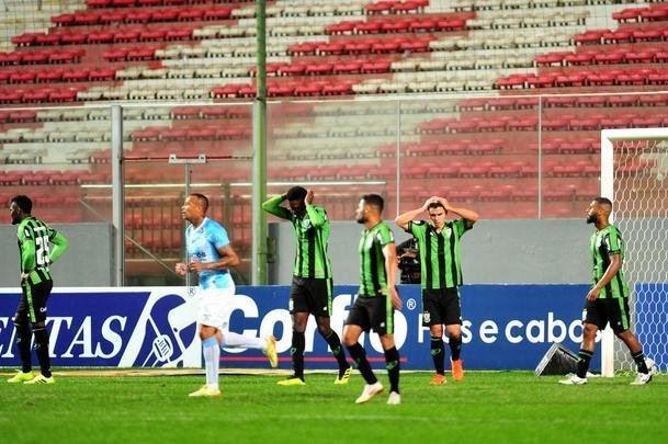 Amrica x Londrina: veja fotos do jogo