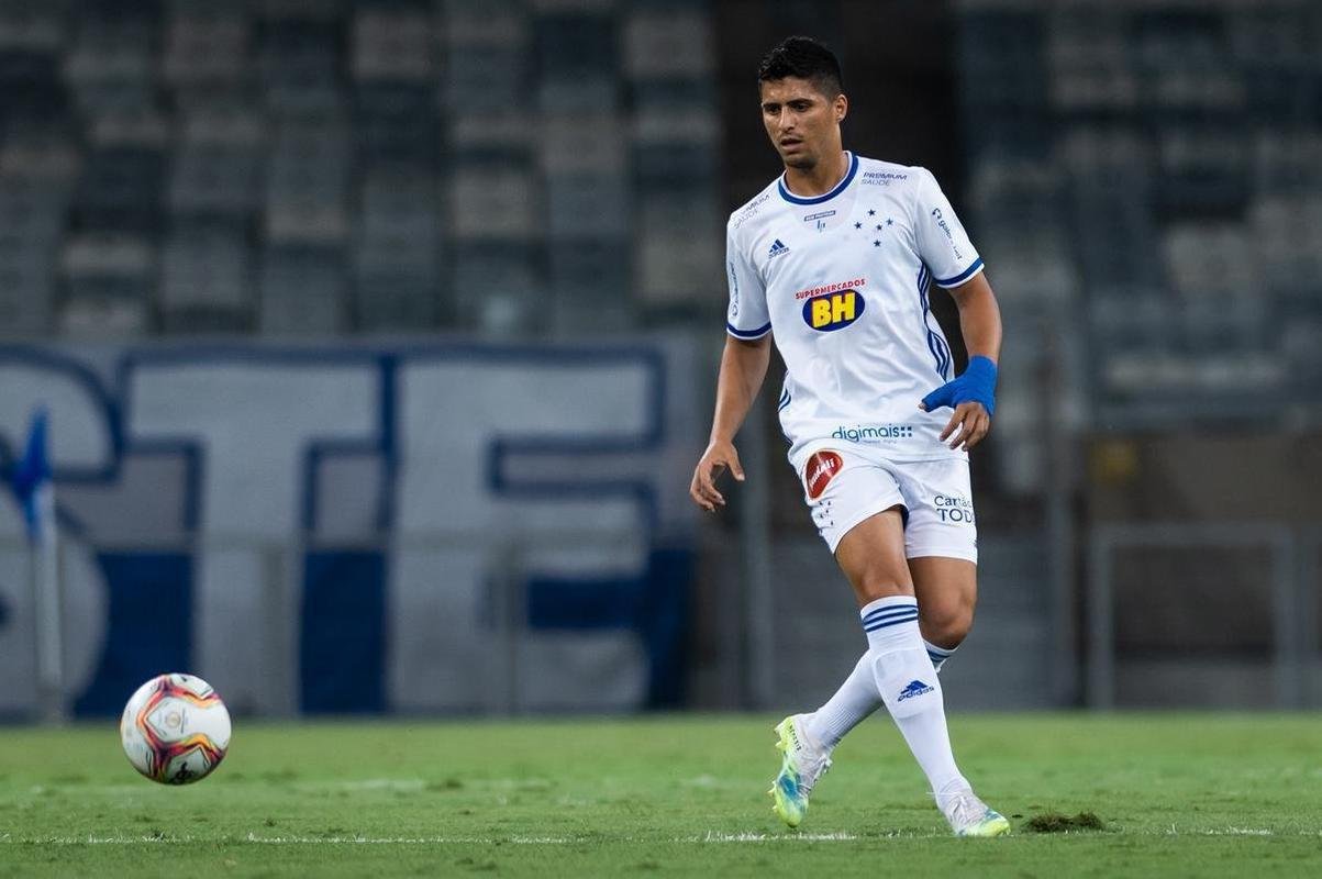Daniel Guedes, 27 anos, lateral-direito. Contratado pelo Cruzeiro em agosto de 2020. Deixou o clube em outubro de 2020. Disputou 7 jogos.