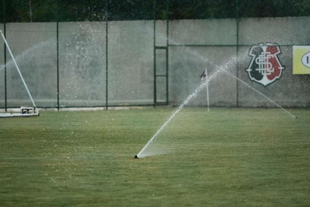 CT Ninho das Cobras j opera com um campo, o segundo segundo teve a drenagem finalizada e segue para os prximos passos da obra