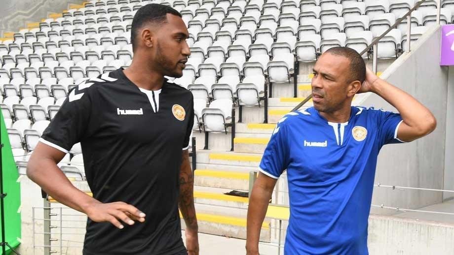 Arthur (Nacional da Ilha da Madeira - Portugal) - Jogos: 5 / Gol: 0 - O zagueiro foi emprestado no meio do ano ao Nacional da Madeira. Assinou contrato por trs anos, at junho de 2021. Em Portugal, disputou cinco jogos. Ainda no marcou gols. O zagueiro renovou o vnculo com a equipe celeste at junho de 2023.