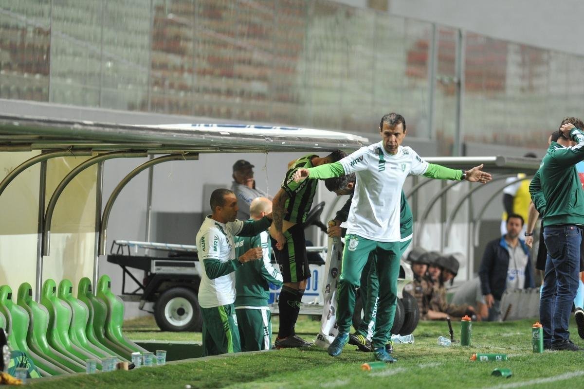 Fotos do jogo entre Amrica e Cuiab, no Independncia, pela 16 rodada da Srie B