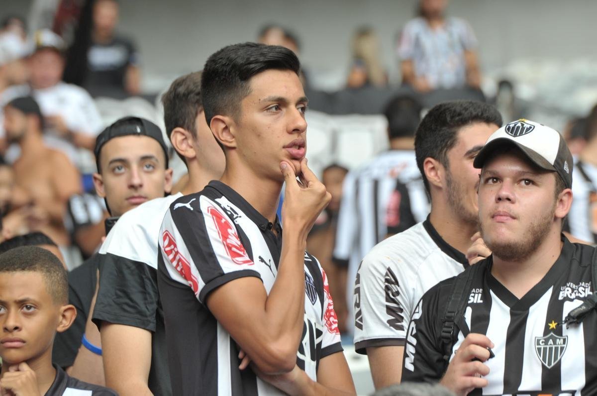 Fotos da torcida do Atltico na primeira final do Mineiro, contra o Cruzeiro, no Mineiro