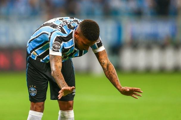 Grêmio jogou melhor e conseguiu vitória por 2 a 0 sobre o Atlético na Arena, em Porto Alegre, pela 13ª rodada do Campeonato Brasileiro
