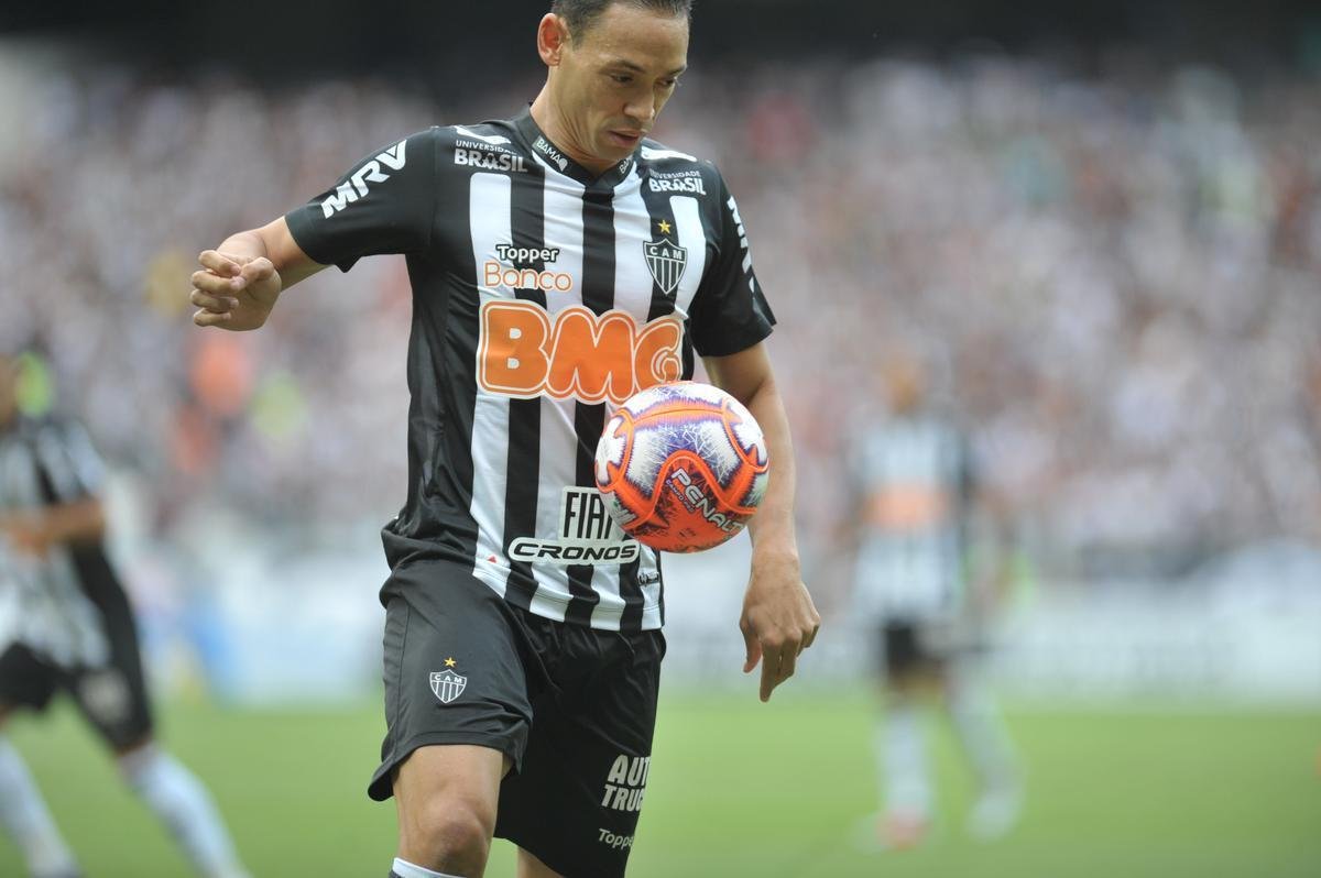 Atltico e Tupynambs duelam, no Mineiro, pelas quartas de final do Campeonato Mineiro