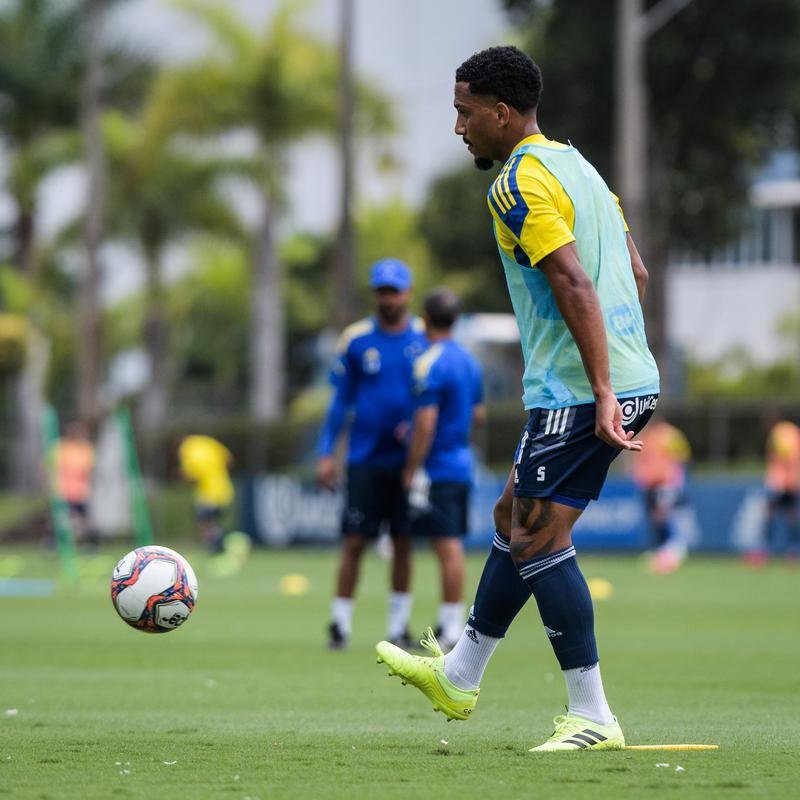Fotos do treino do Cruzeiro desta segunda-feira (18/10)