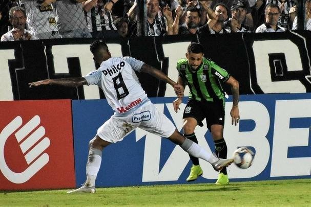 No segundo tempo, Amrica sofreu gol aos 19 minutos e no conseguiu chegar ao empate