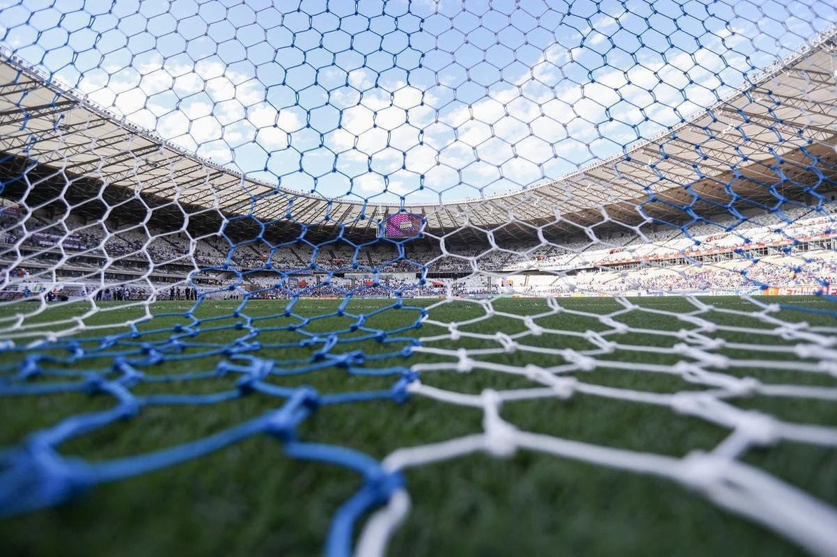 Em 2022, o Cruzeiro balanou a rede 94 vezes. S na Srie B do Campeonato Brasileiro, foram 57 gols marcados pela equipe celeste, que conquistou o ttulo da competio.