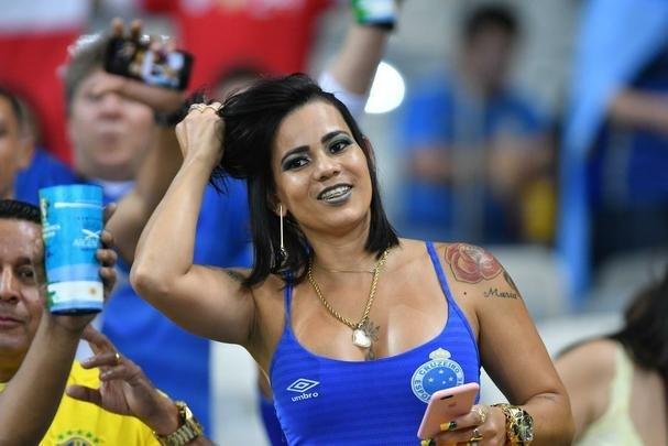 Fotos das torcidas de Brasil e Argentina, no Mineiro, no clssico vlido pela semifinal da Copa Amrica