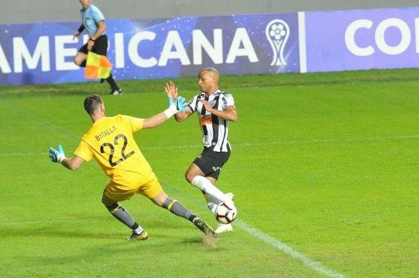 Fotos do primeiro tempo de Atltico x Unin La Calera, no Independncia, pela Sul-Americana