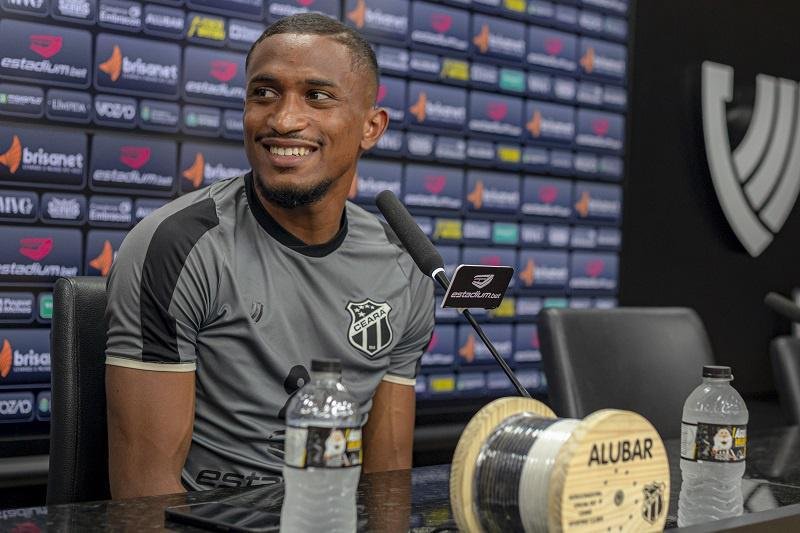 #38 - Saulo (Cear) - 12 gols em 24 jogos - mdia de 0,5 por jogo.

No incio da temporada, o atleta defendeu as cores do Volta Redonda-RJ.
