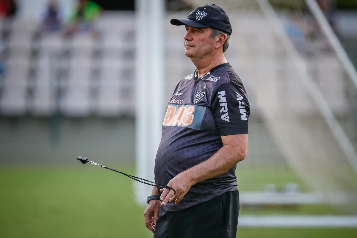 O tcnico Levir Culpi comandou, na tarde desta tera-feira, treinamento na Cidade do Galo