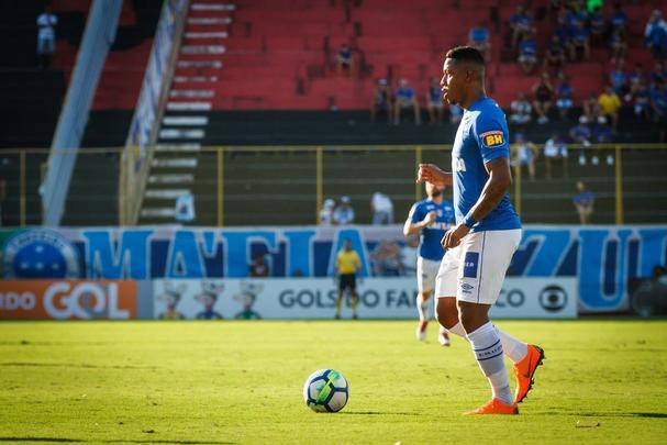 Cruzeiro empatou com Vitória no Barradão, em Salvador, por 1 a 1, pela 17ª rodada do Brasileiro