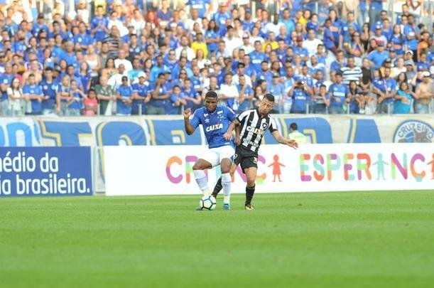 Imagens do jogo entre Cruzeiro e Botafogo, pela 19 rodada do Brasileiro, no Mineiro