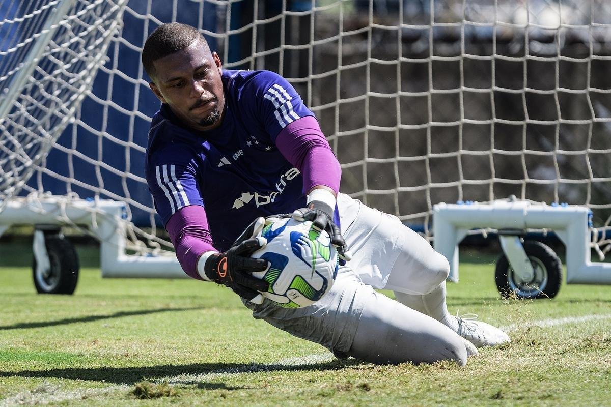 O Cruzeiro treinou nesta quarta-feira (5/4), na Toca da Raposa II, em Belo Horizonte