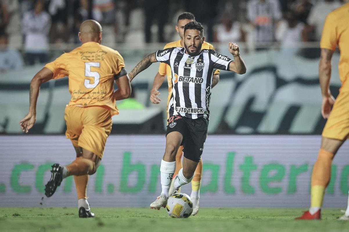 Fotos do jogo entre Brasiliense e Atltico no Estdio Klber Andrade, em Cariacica-ES, pela terceira fase da Copa do Brasil