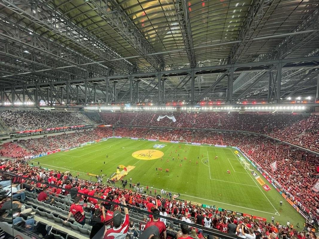 1 Athletico-PR (Srie A) - R$ 100