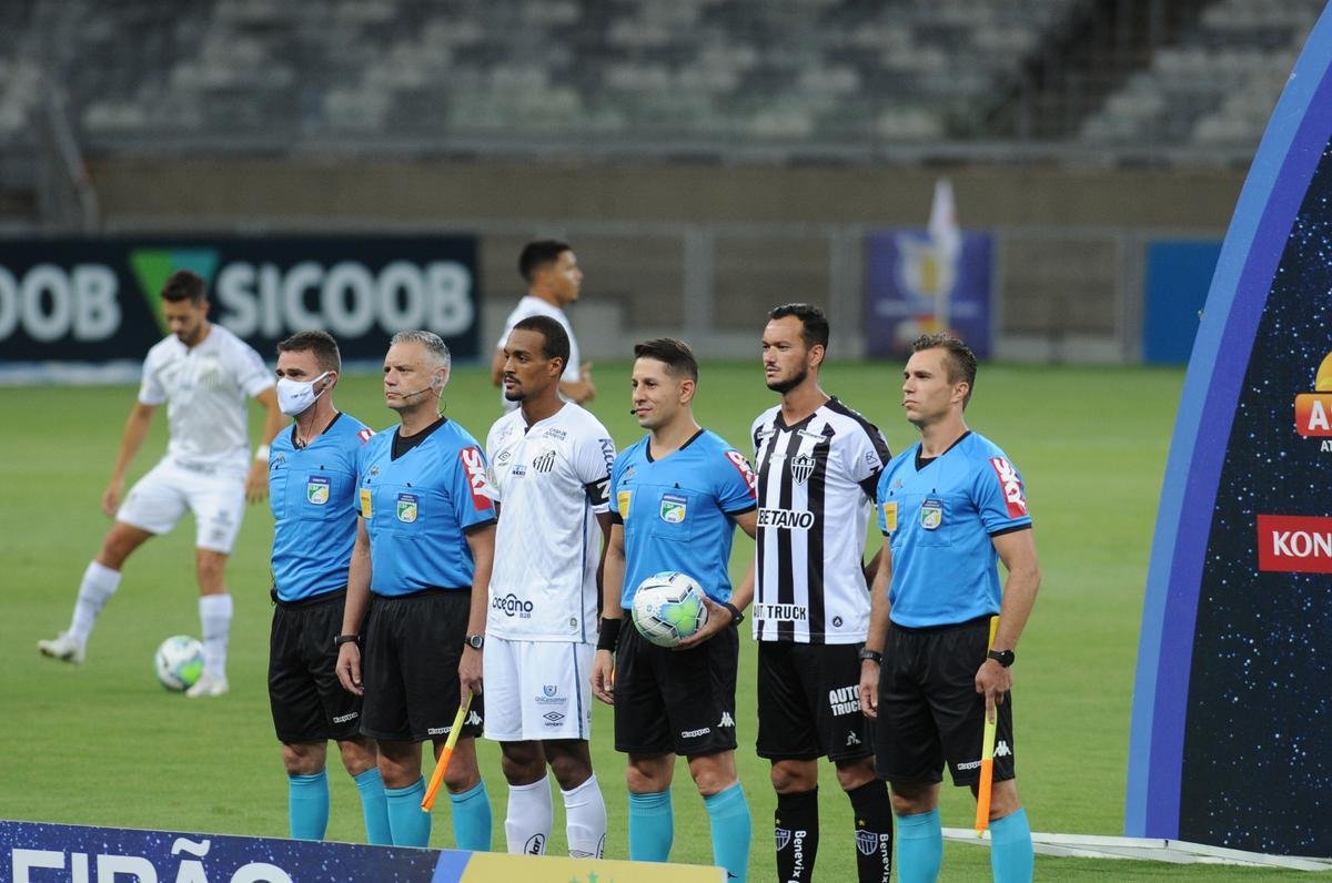 Fotos de Atltico x Santos, no Mineiro, pelo Campeonato Brasileiro