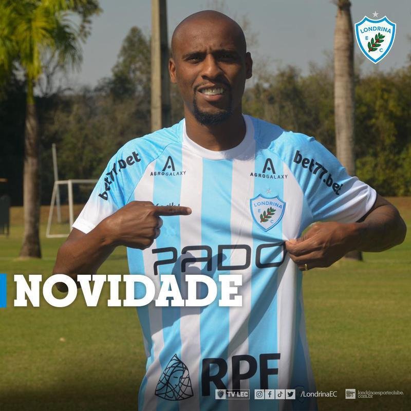 Jeferson, lateral-direito (Londrina)