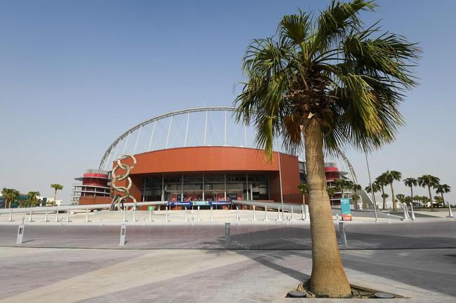 Estdio Internacional Khalifa: inaugurada em 1976, arena em Doha recebeu vrios eventos esportivos internacionais importantes e foi remodelada para o Mundial do Catar

