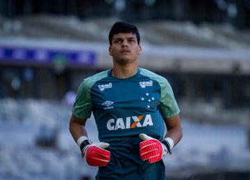 Jovem goleiro deve ser anunciado como novo reforço celeste em breve 