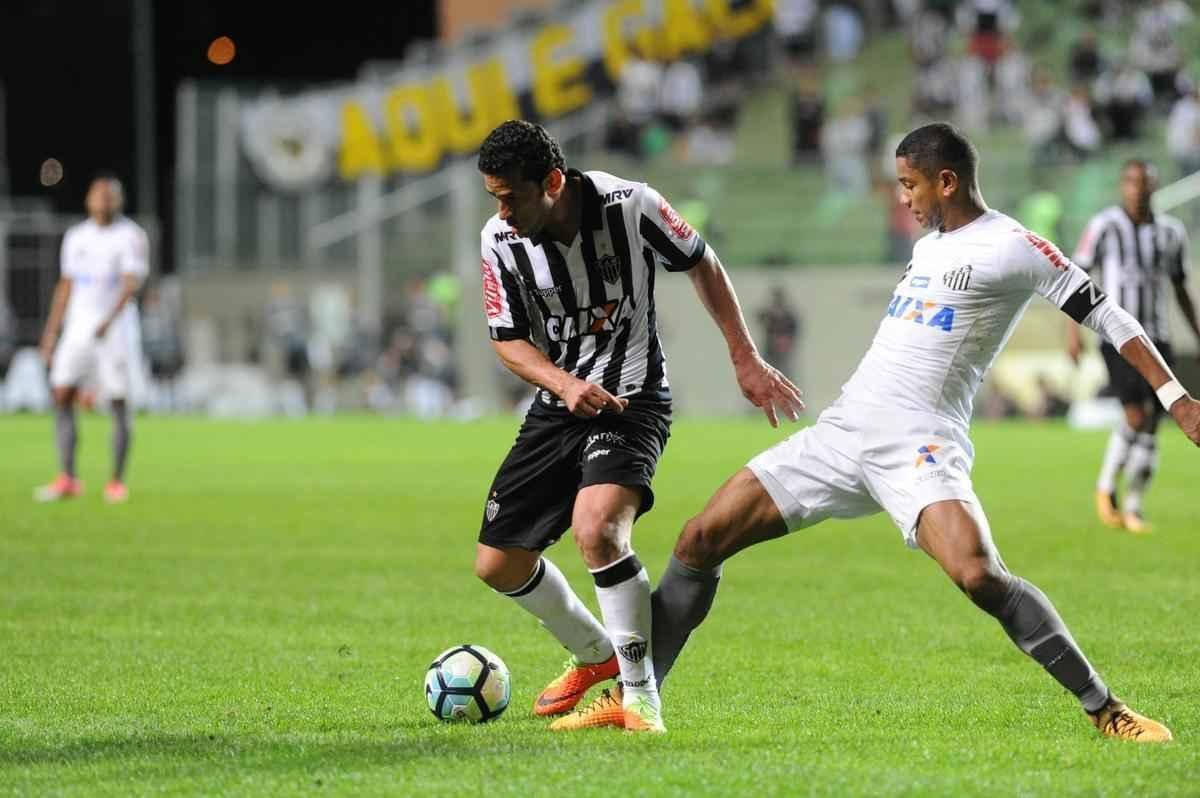 Atltico e Santos se enfrentaram, no Independncia, pela 13 rodada do Campeonato Brasileiro