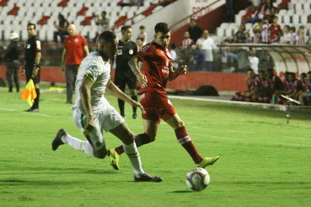 Com casa cheia, Timbu fez a antepenúltima rodada da primeira fase da Série C dentro dos Aflitos