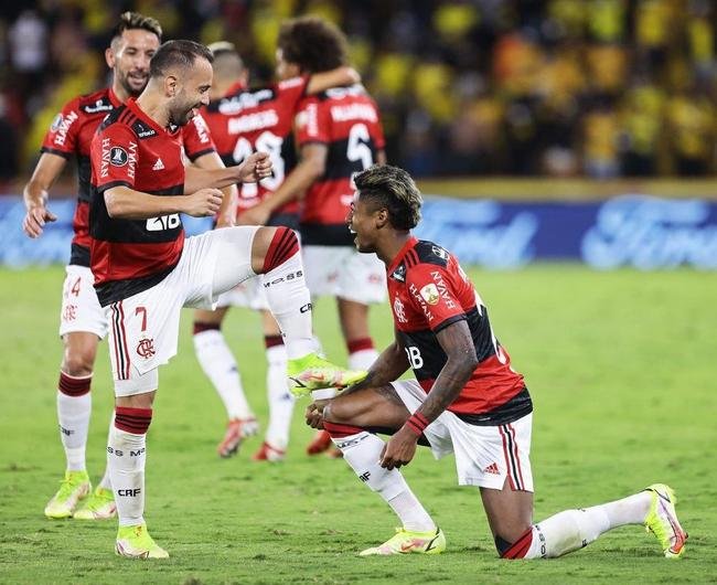 Flamengo vence Barcelona de Guayaquil novamente e vai  final da Copa Libertadores para enfrentar o Palmeiras. Deciso ser em Montevidu, no Uruguai, em 27 de novembro