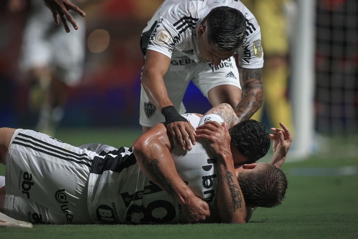 Atltico-GO x Atltico: veja fotos do jogo pelo Brasileiro