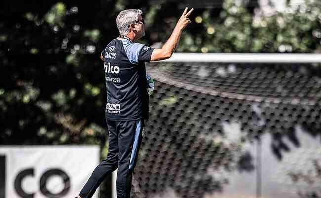 Odair Hellmann quer o Santos fazendo uso da sua fora na Vila contra o Palmeiras
