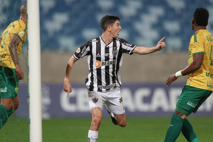 Cuiabá e Atlético se enfrentaram pela nona rodada da Série A do Campeonato Brasileiro