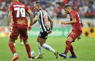 Fotos do jogo entre Bahia e Atltico, na Fonte Nova, em Salvador, pela 32 rodada do Campeonato Brasileiro