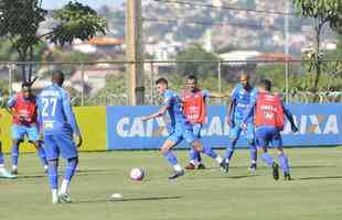 Fotos do treino do Cruzeiro desta quinta-feira (18/1), na Toca da Raposa II