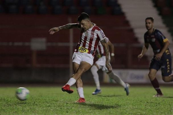 Timbu venceu a equipe paranaense fora de casa com gols de Jean Carlos e Matheus Carvalho