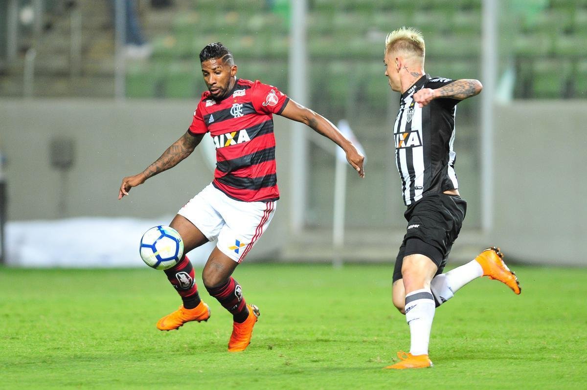 Fotos do primeiro tempo do duelo entre Atltico e Flamengo, no Independncia, pelo Brasileiro
