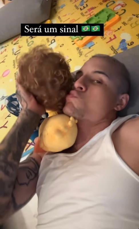 Arana passa frias em BH com a famlia