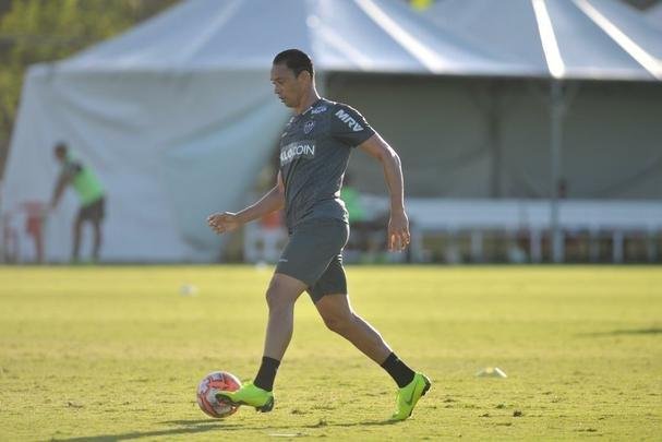 Veja fotos do treino do Atltico