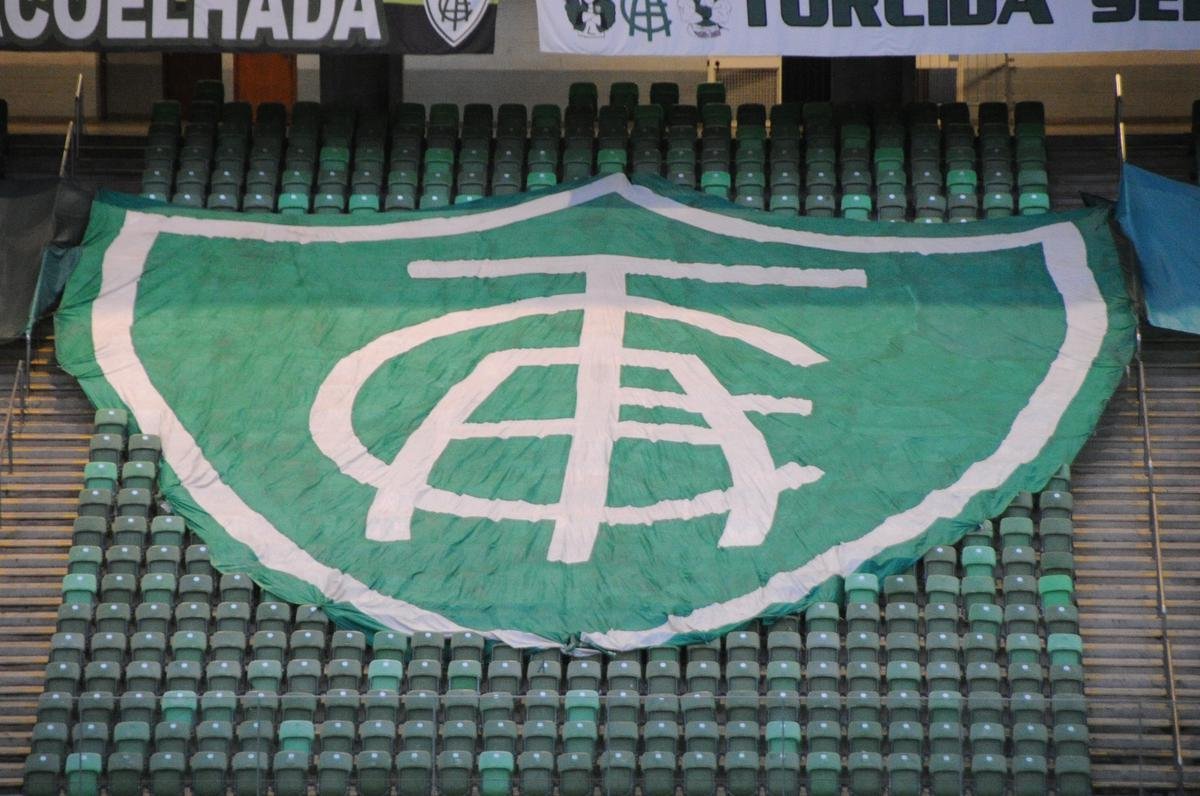 Fotos de Amrica x Vitria, no Independncia, pela 33 rodada