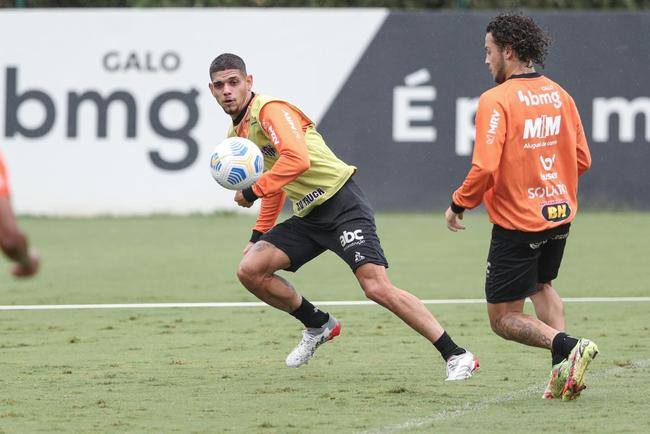 Fotos do treino do Atlético neste domingo na Cidade do Galo (21/11)