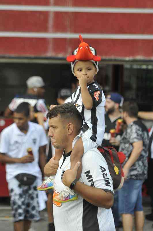 Torcida do Atltico compareceu em bom nmero ao Independncia para apoiar time diante do Danubio, pela Copa Libertadores
