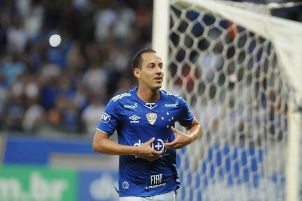 Veja fotos do jogo entre Cruzeiro e Patrocinense